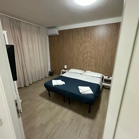 Rhome Tiburtina Apartament *